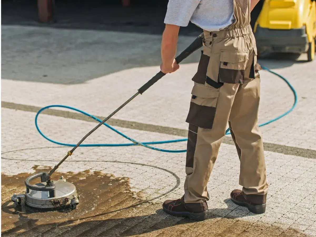 Professinoal driveway washing services